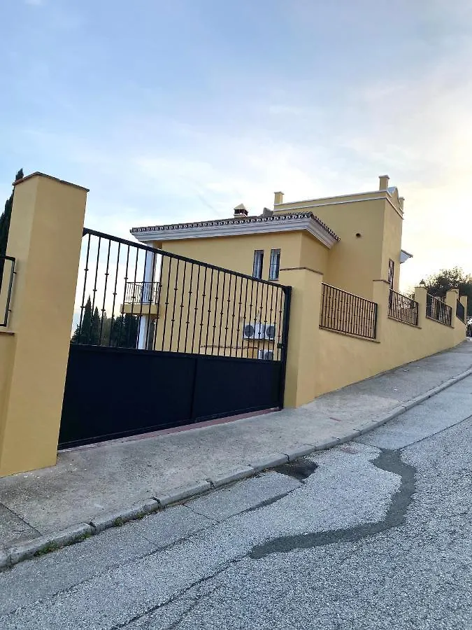 Villa Vista Verde -Sea Views -3 Bedrooms -Heated Pool Mijas Spain