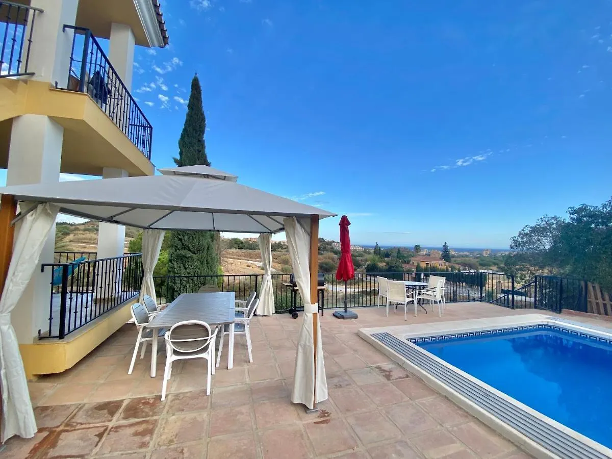 Villa Vista Verde -Sea Views -3 Bedrooms -Heated Pool Mijas