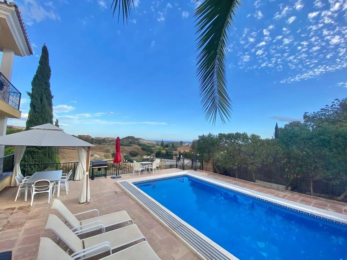 Villa Vista Verde -Sea Views -3 Bedrooms -Heated Pool Mijas