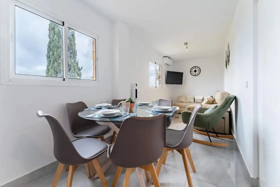 Villa Vista Verde -Sea Views -3 Bedrooms -Heated Pool Mijas 0*,  Spain