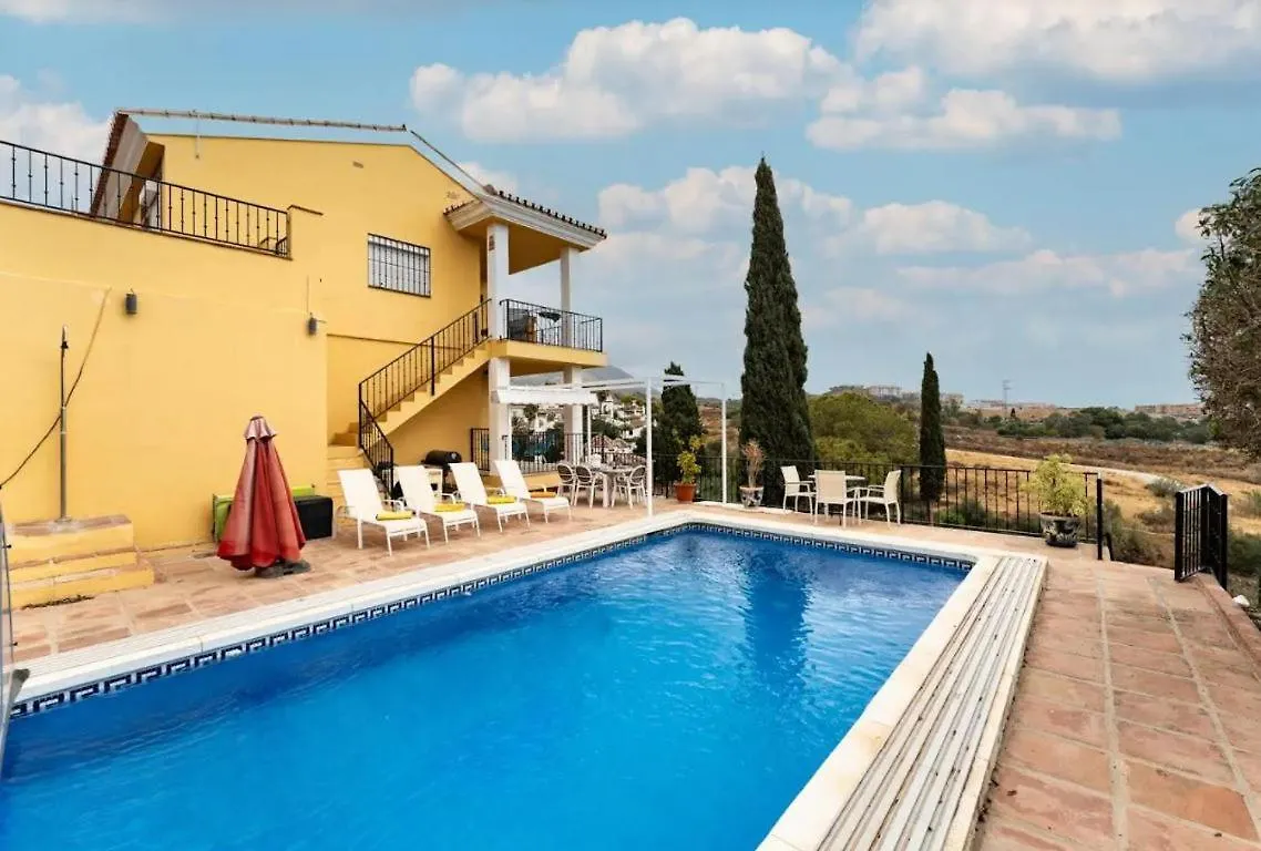 Villa Vista Verde -Sea Views -3 Bedrooms -Heated Pool Mijas