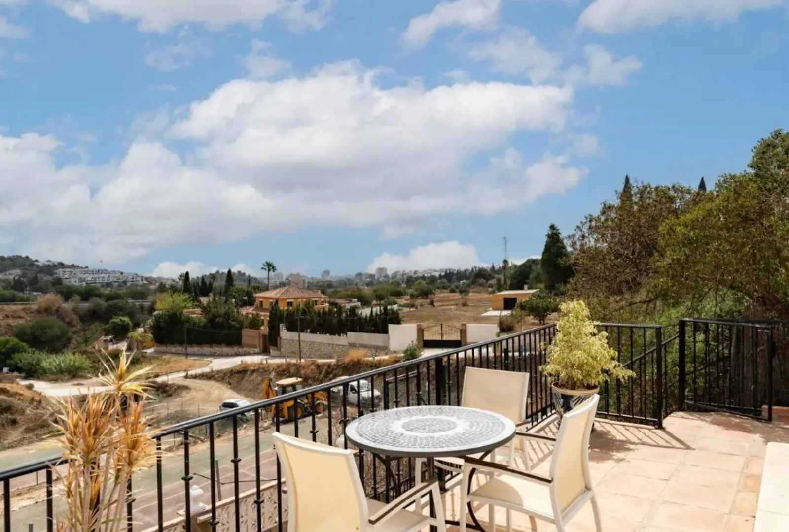 Villa Vista Verde -Sea Views -3 Bedrooms -Heated Pool Mijas Spain